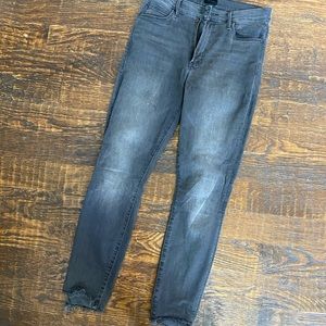 Mother The Stunner Zip Ankle Step Fray